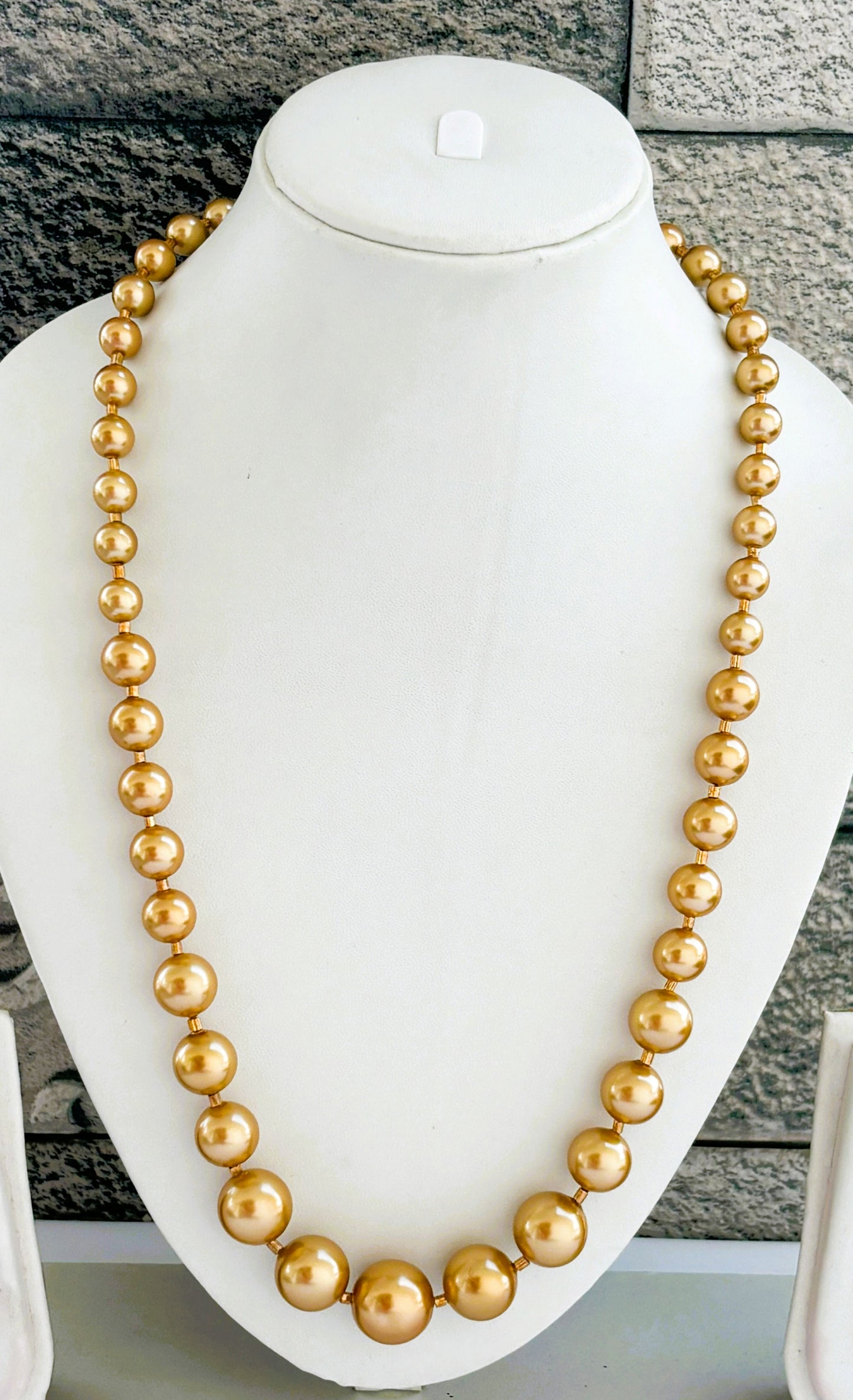 Handmade Graduated Golden Shell Pearl Necklace