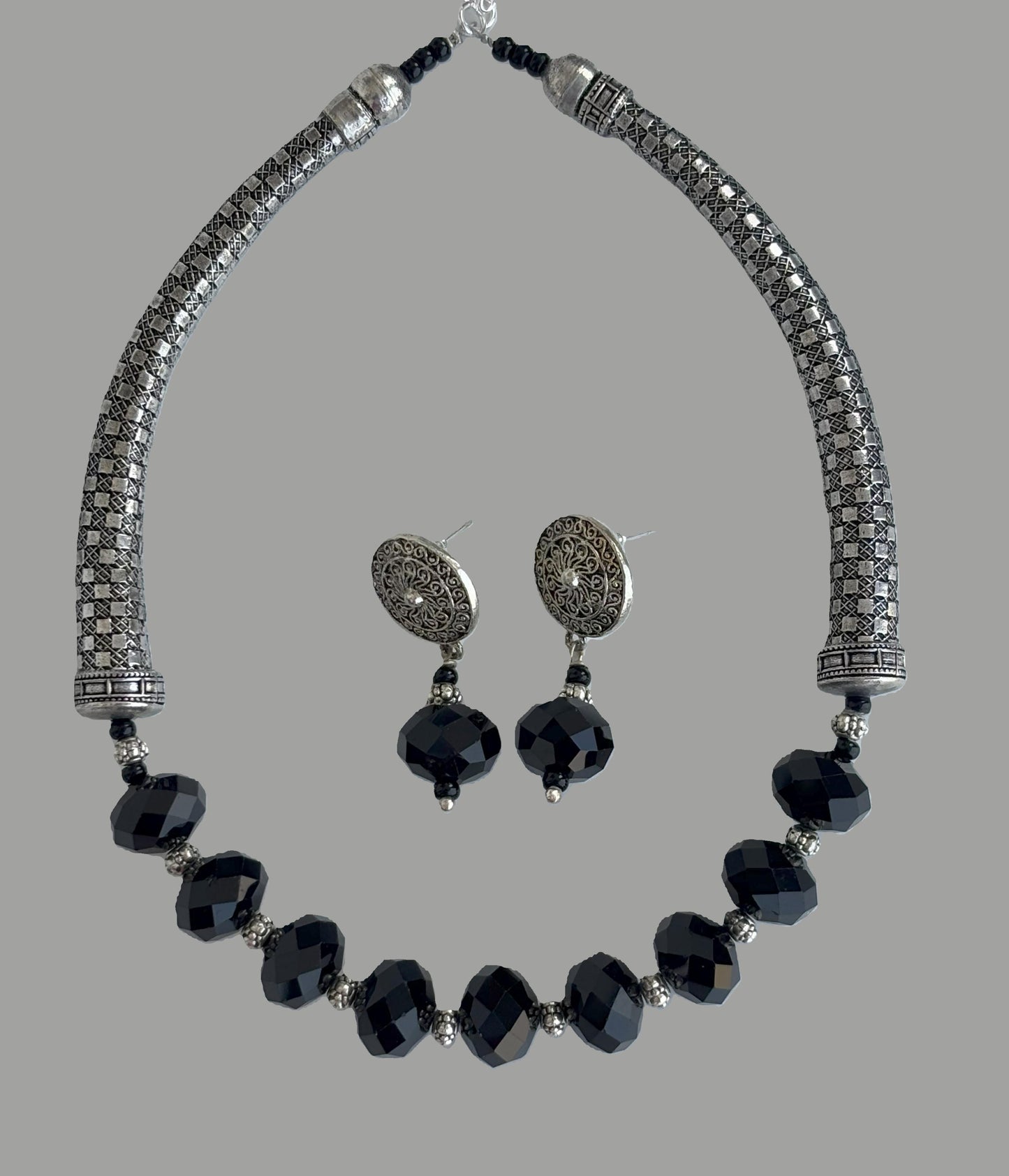Handmade Oxidized Silver Trunks and Black Bead Necklace Set