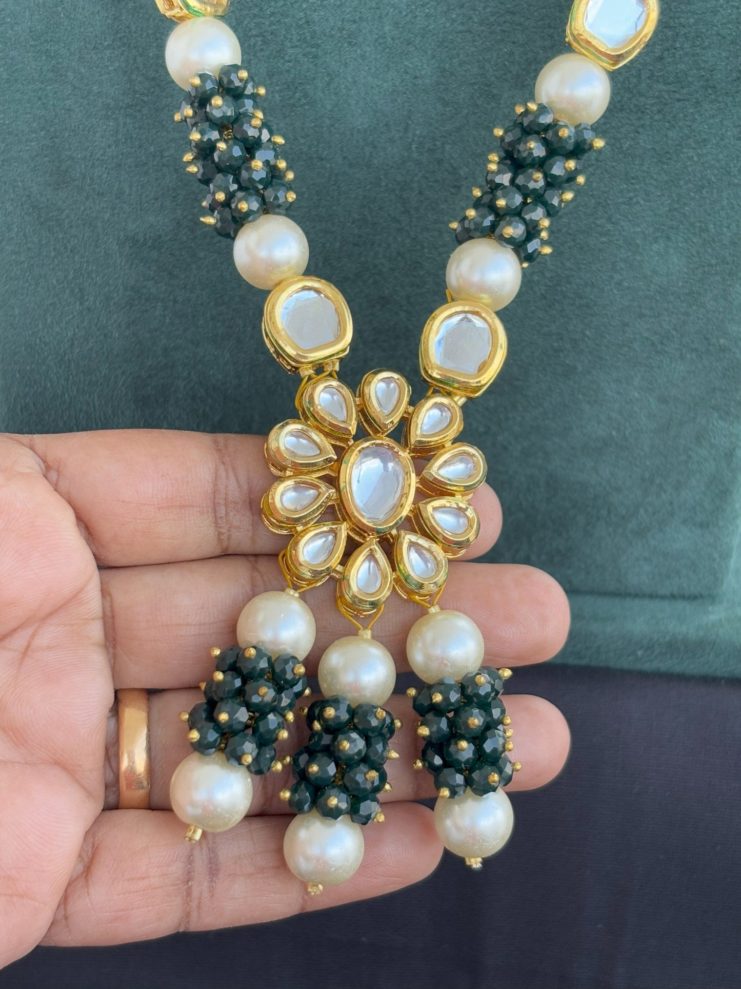 Handmade Kundan and Pearl Statement Necklace