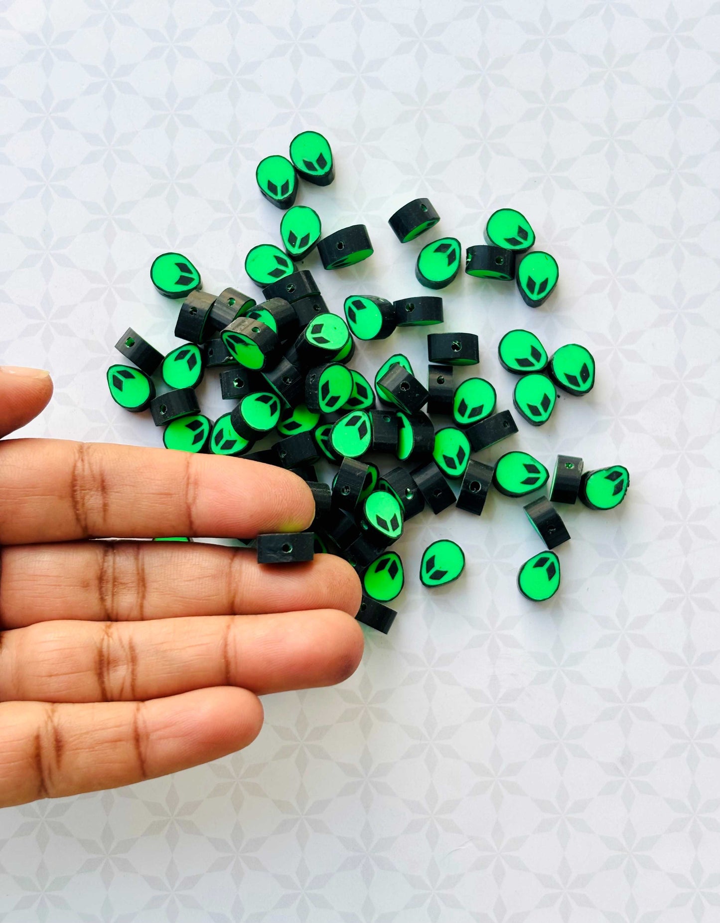 Alien Face Green Resin Beads