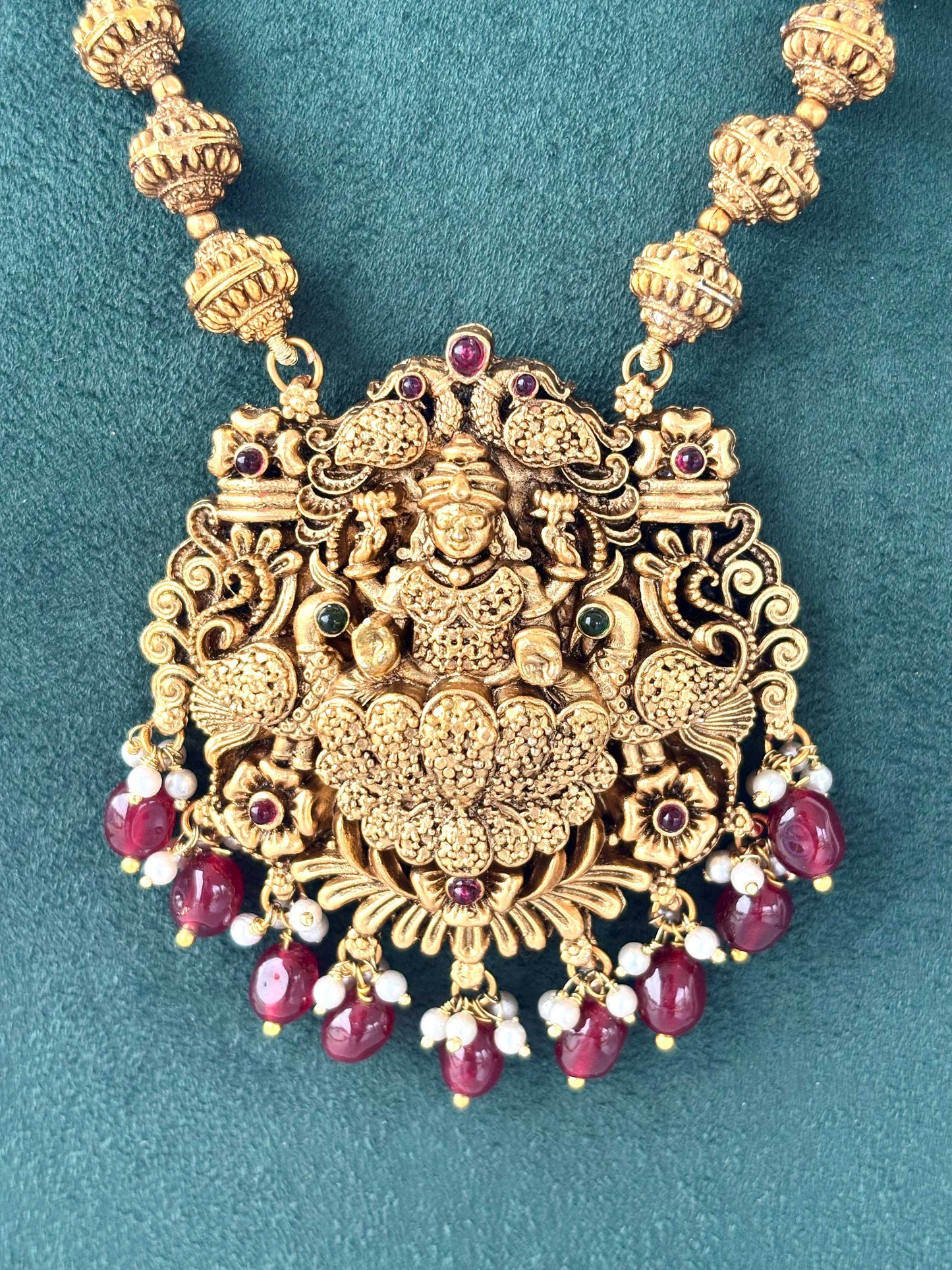 Lakshmi Temple Necklace with Red Beads and Pearls