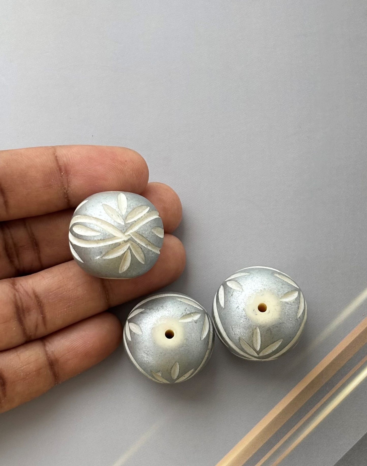 Silver Grey Beads with Etched Floral Pattern for Jewelry Making