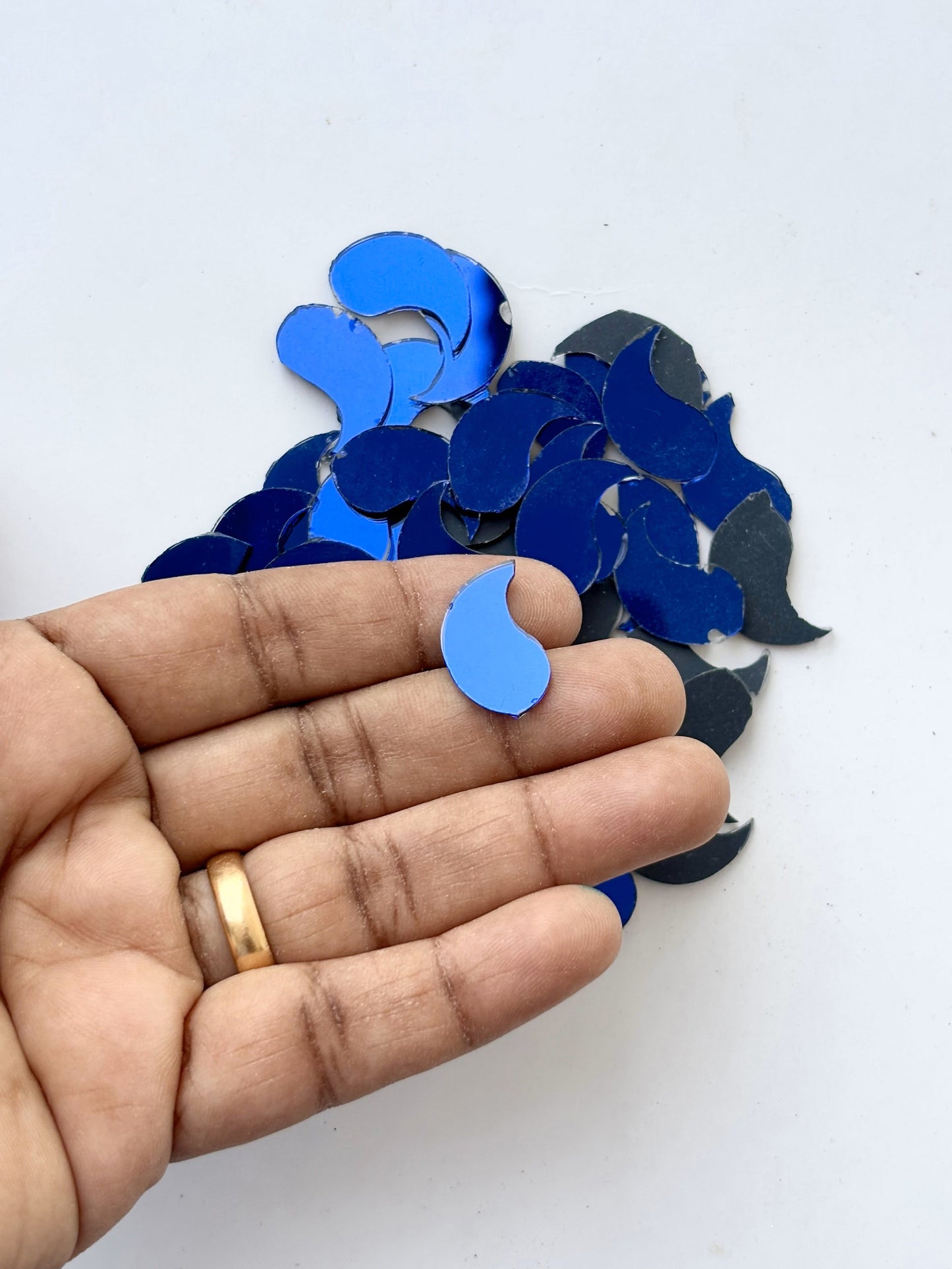 Blue Fancy Shape - Mango Cut Mirrors