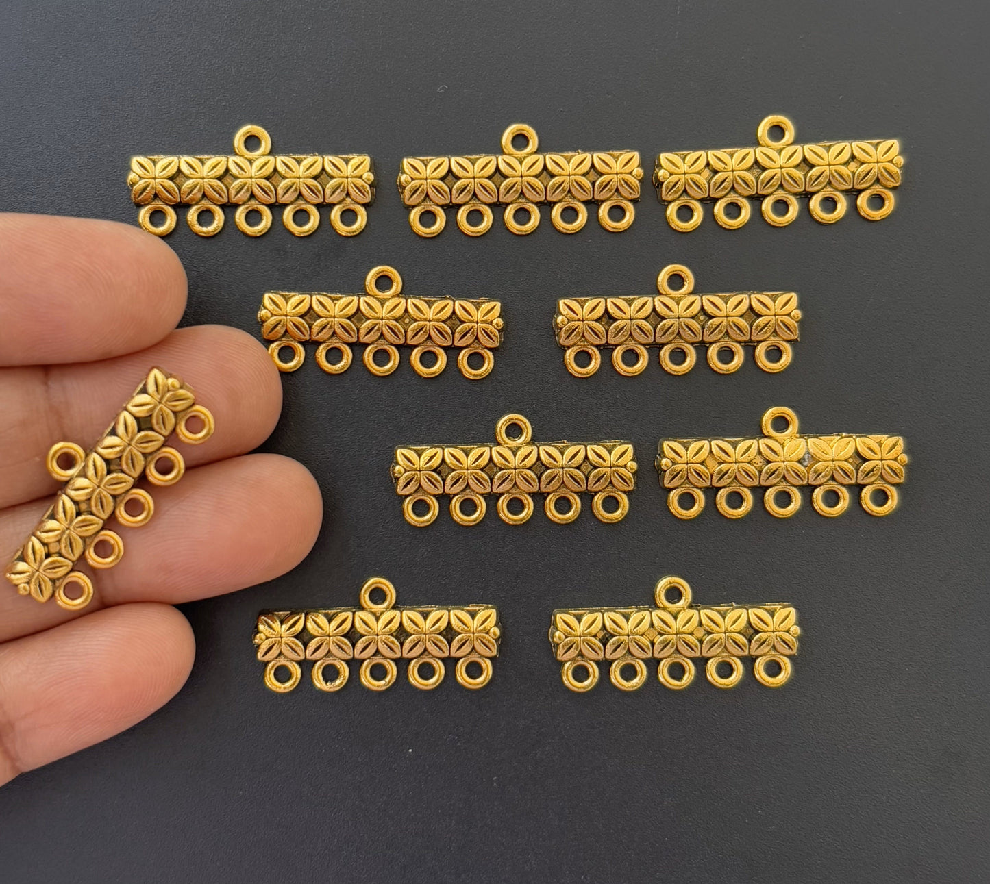 Elegant Gold Jewelry Connectors