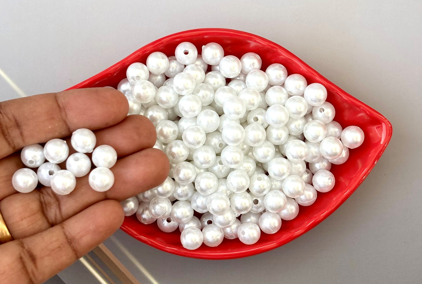 Lightweight White Acrylic Pearl Beads 8MM