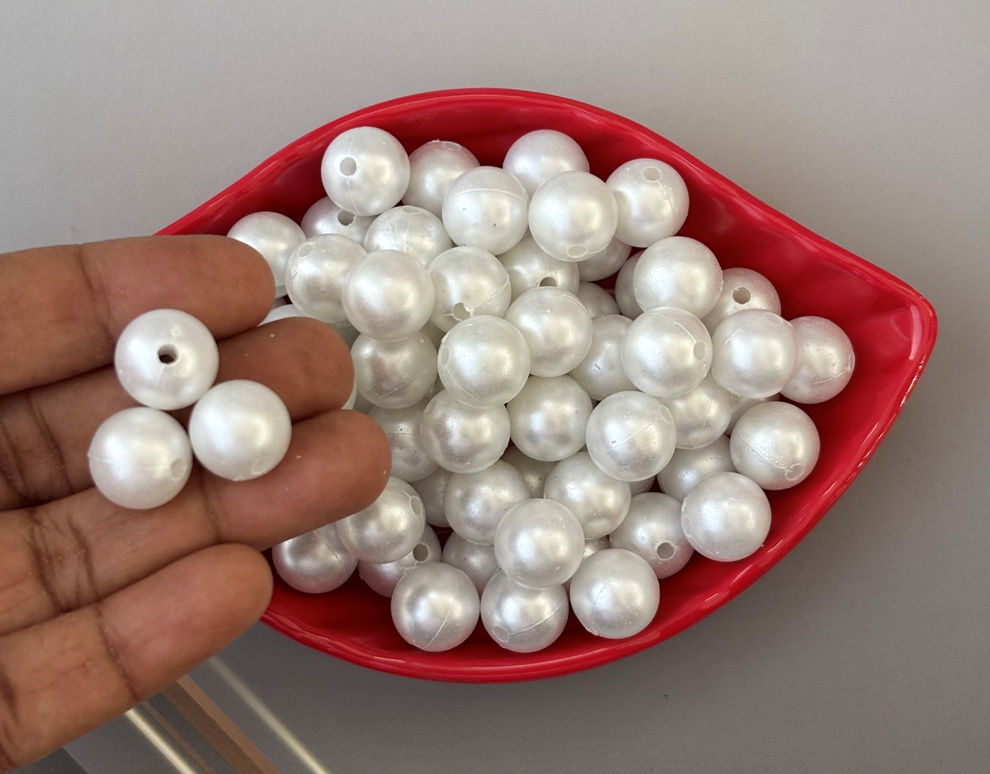 Lightweight White Acrylic Pearl Beads 12MM