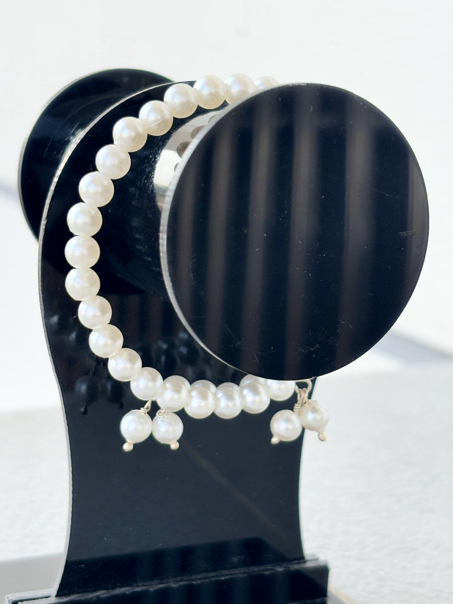 Classic White Pearl Stretch Bracelet