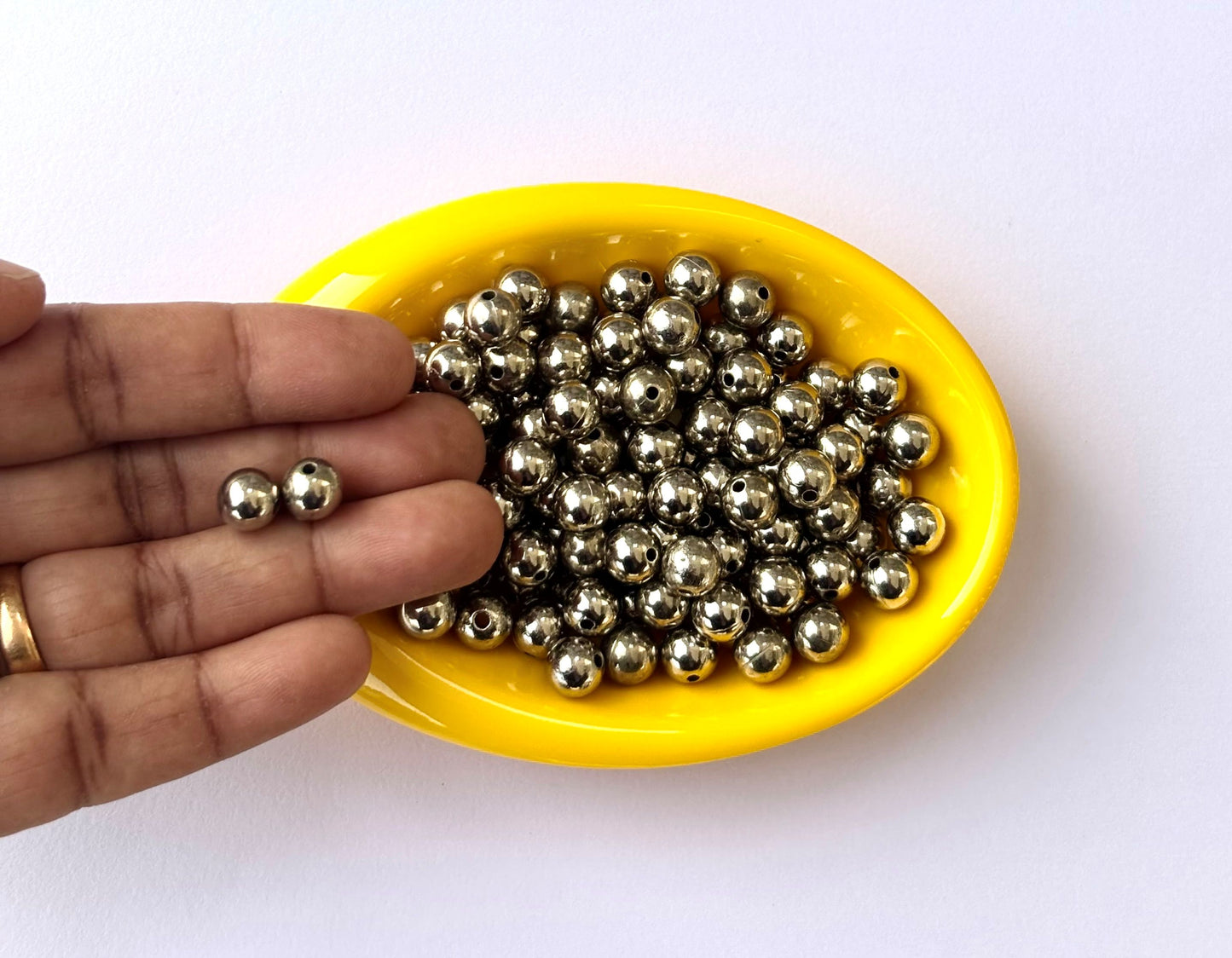 Lightweight Silver Tone CCB Round Beads 8MM