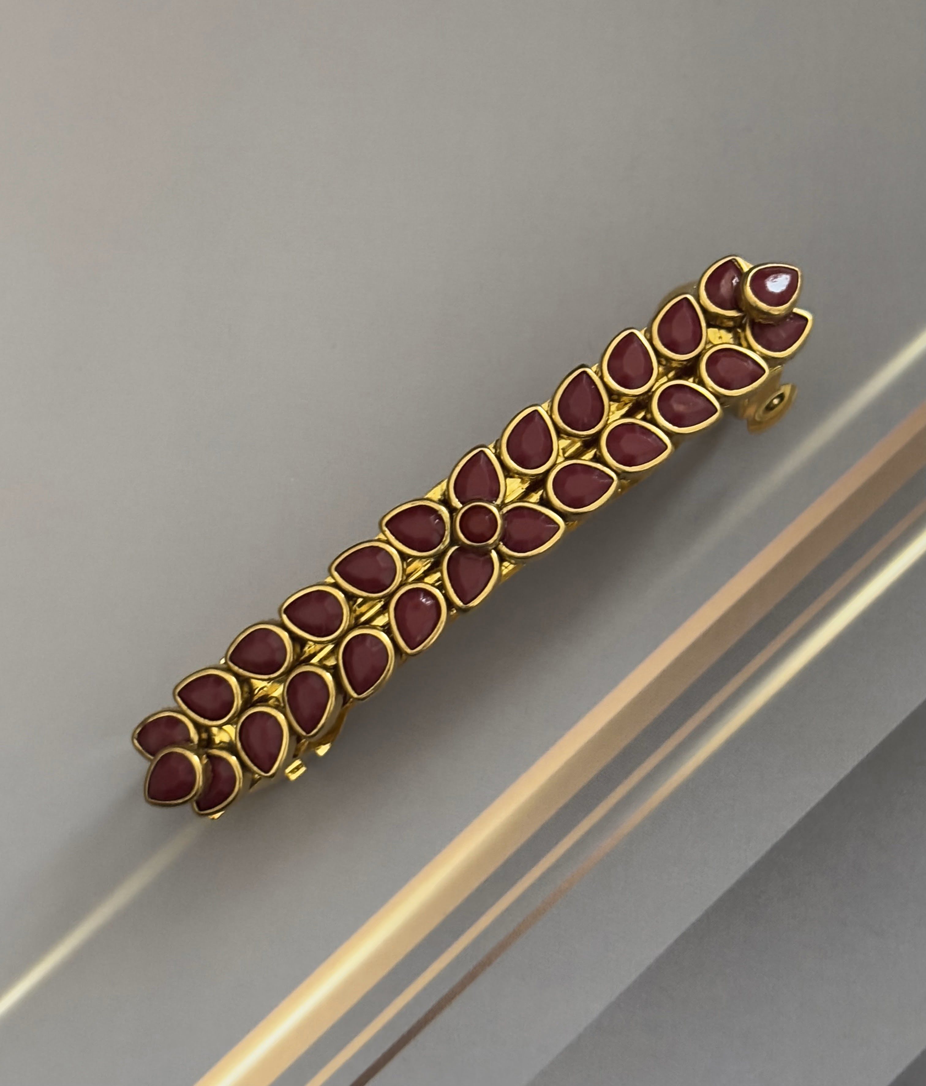 Handmade Maroon Kundan Hair Clip with Floral Design