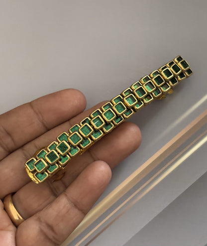 Handmade Green Kundan Hair Clip with Geometric Design