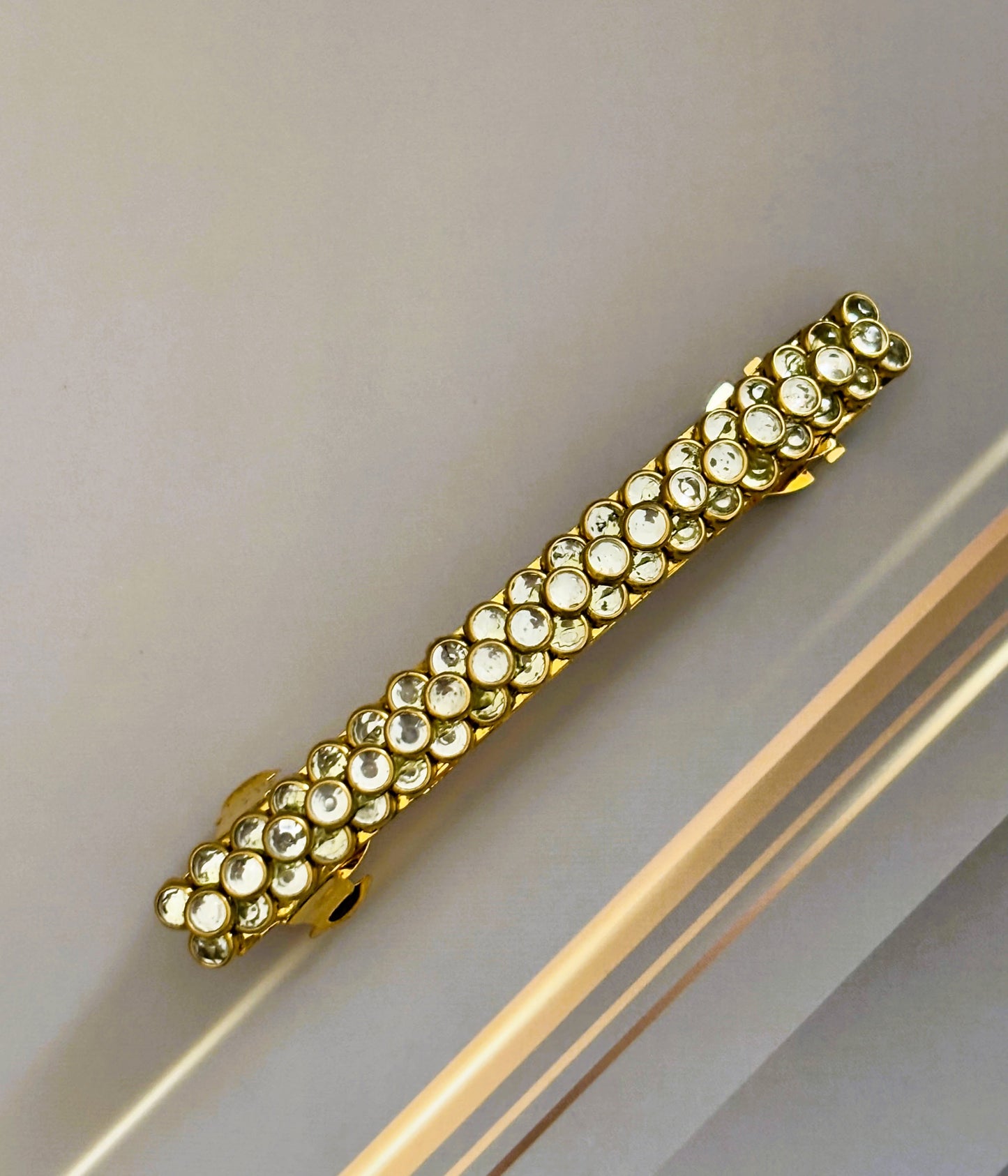 Handmade White Kundan Gold Hair Clip