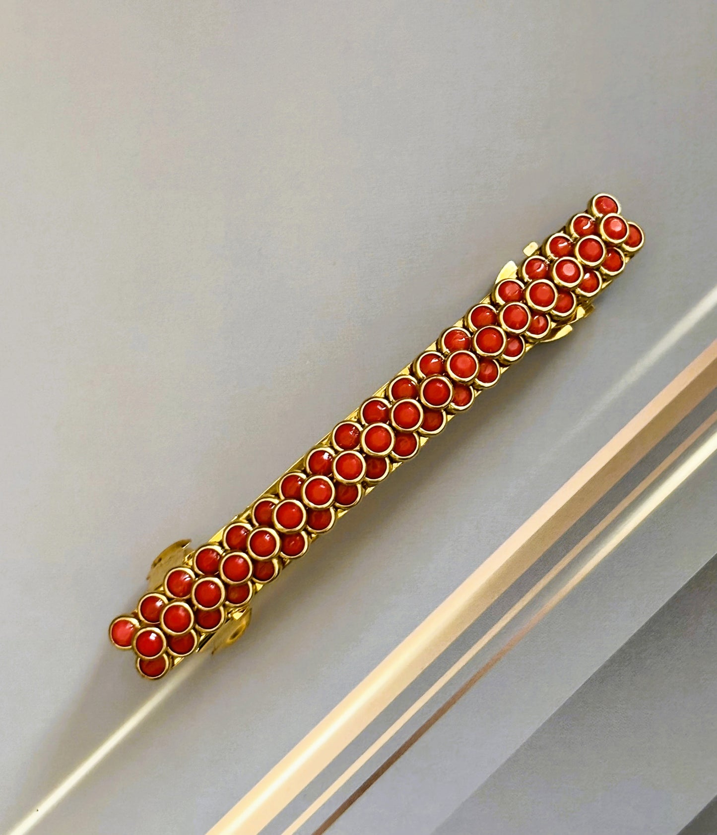 Handmade Opaque Red Kundan Gold Hair Clip