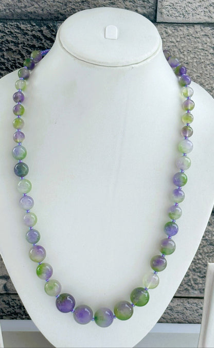 Handmade Graduated Lavender and Green Jade Necklace