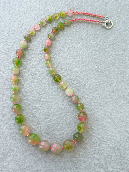 Handmade Graduated Light Green and Pink Agate Necklace