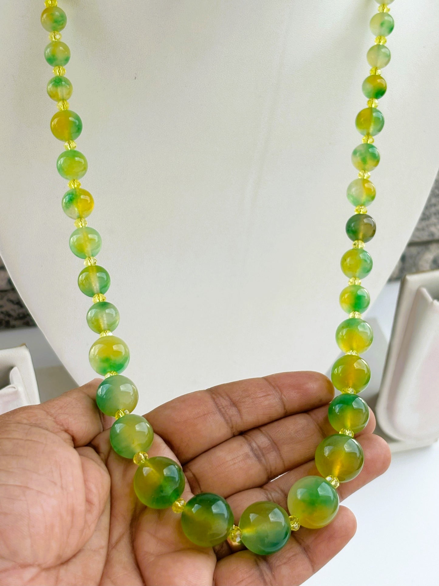 Handmade Graduated Yellow Green Fire Agate Gemstone Necklace