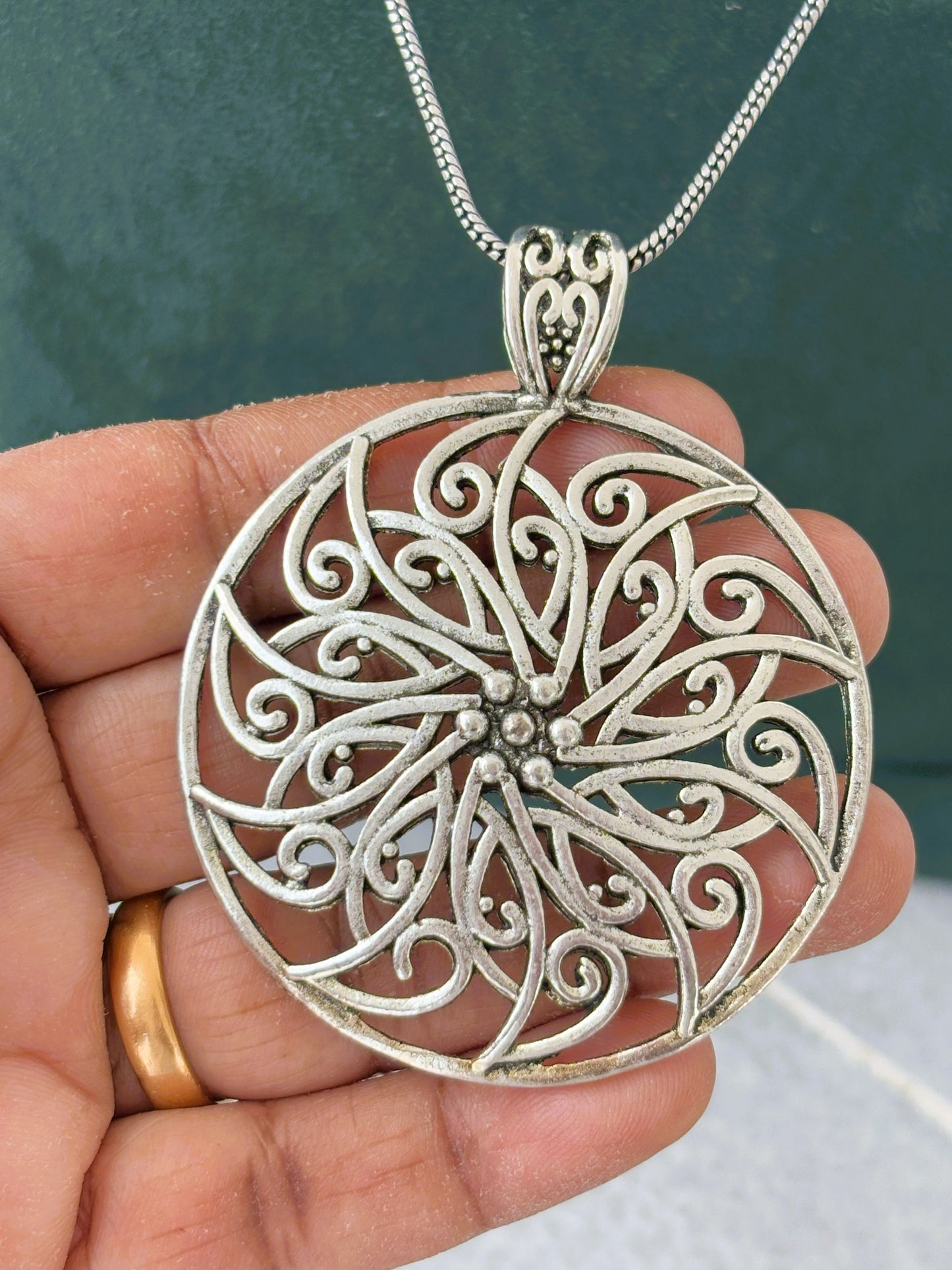 Oxidized Silver Filigree Swirl Pendant Necklace