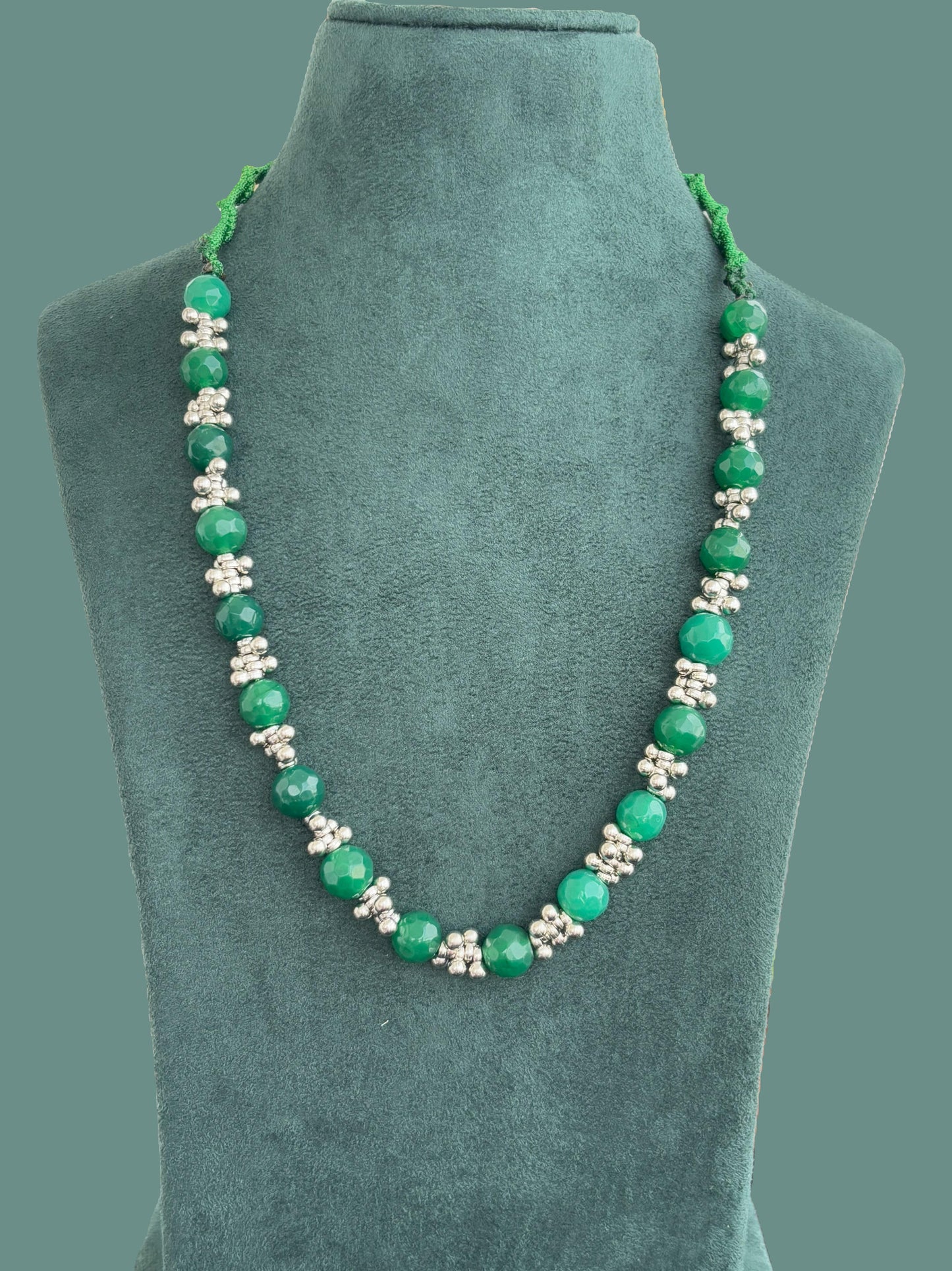 Handmade Green Agate and Oxidized Bead Adjustable Necklace