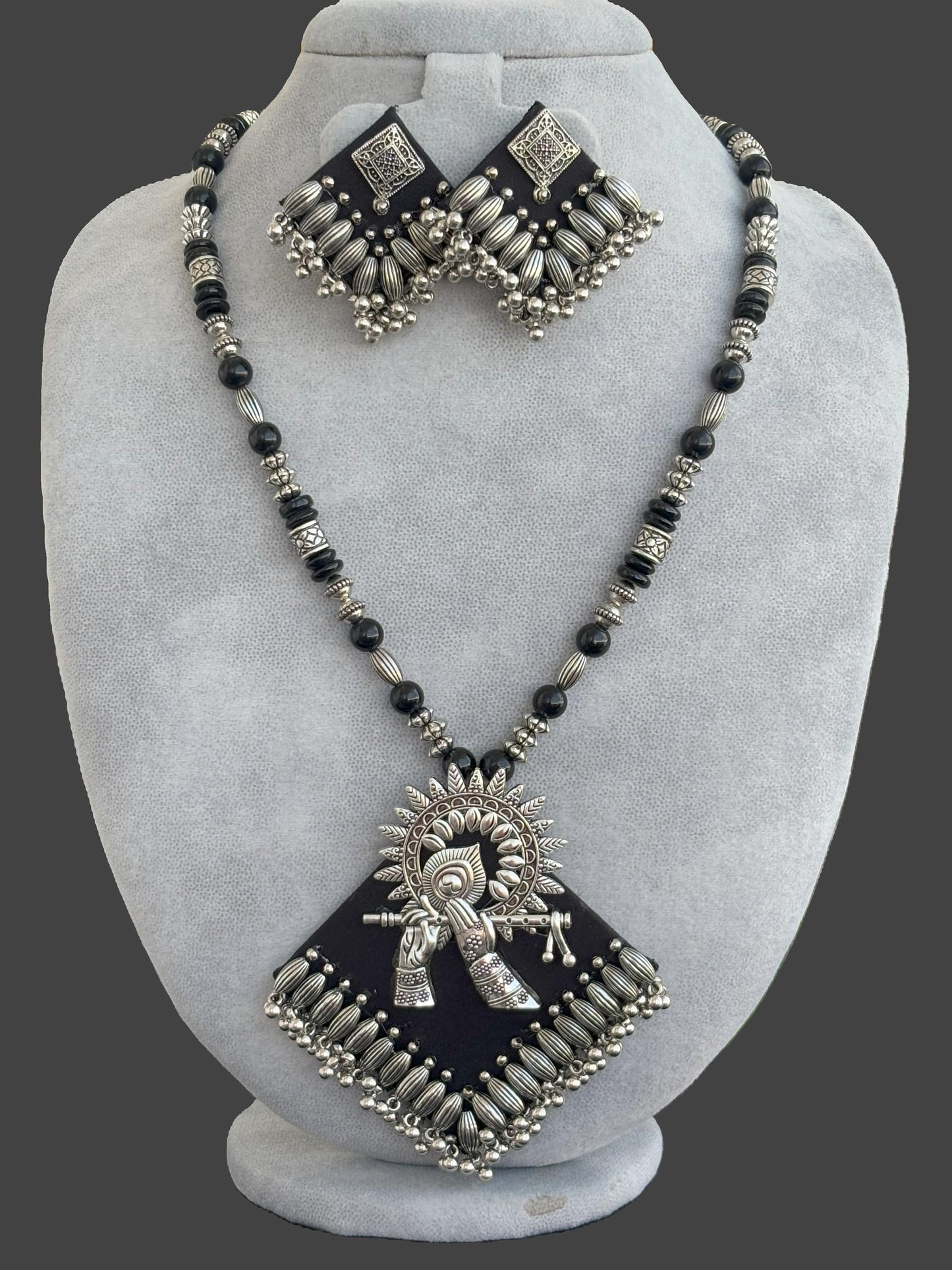 Handmade Oxidized Flute Pendant Necklace Set