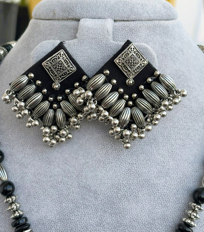 Handmade Oxidized Flute Pendant Necklace Set