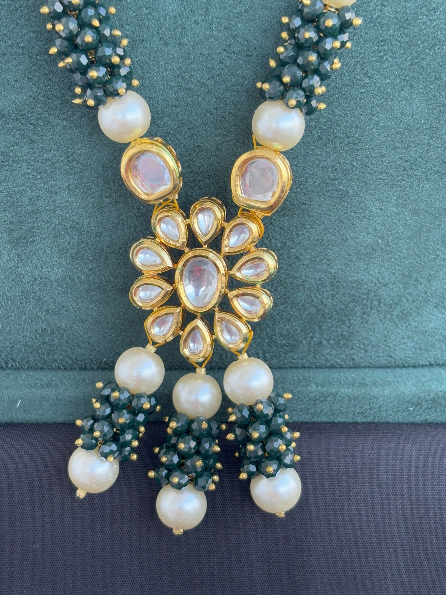 Handmade Kundan and Pearl Statement Necklace