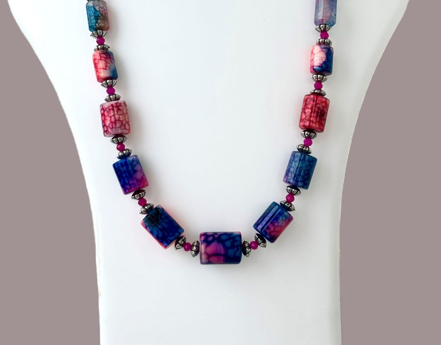 Colorful Dragon Vein Agate Beaded Necklace