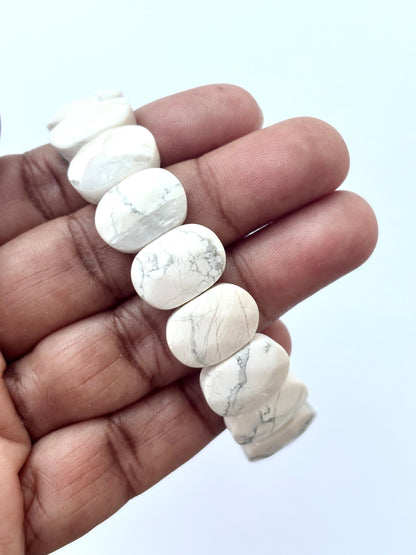 Natural White Howlite Faceted Oval Bead Bracelet