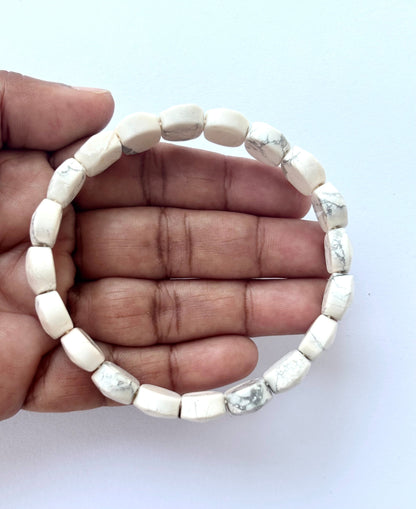 Natural White Howlite Faceted Oval Bead Bracelet