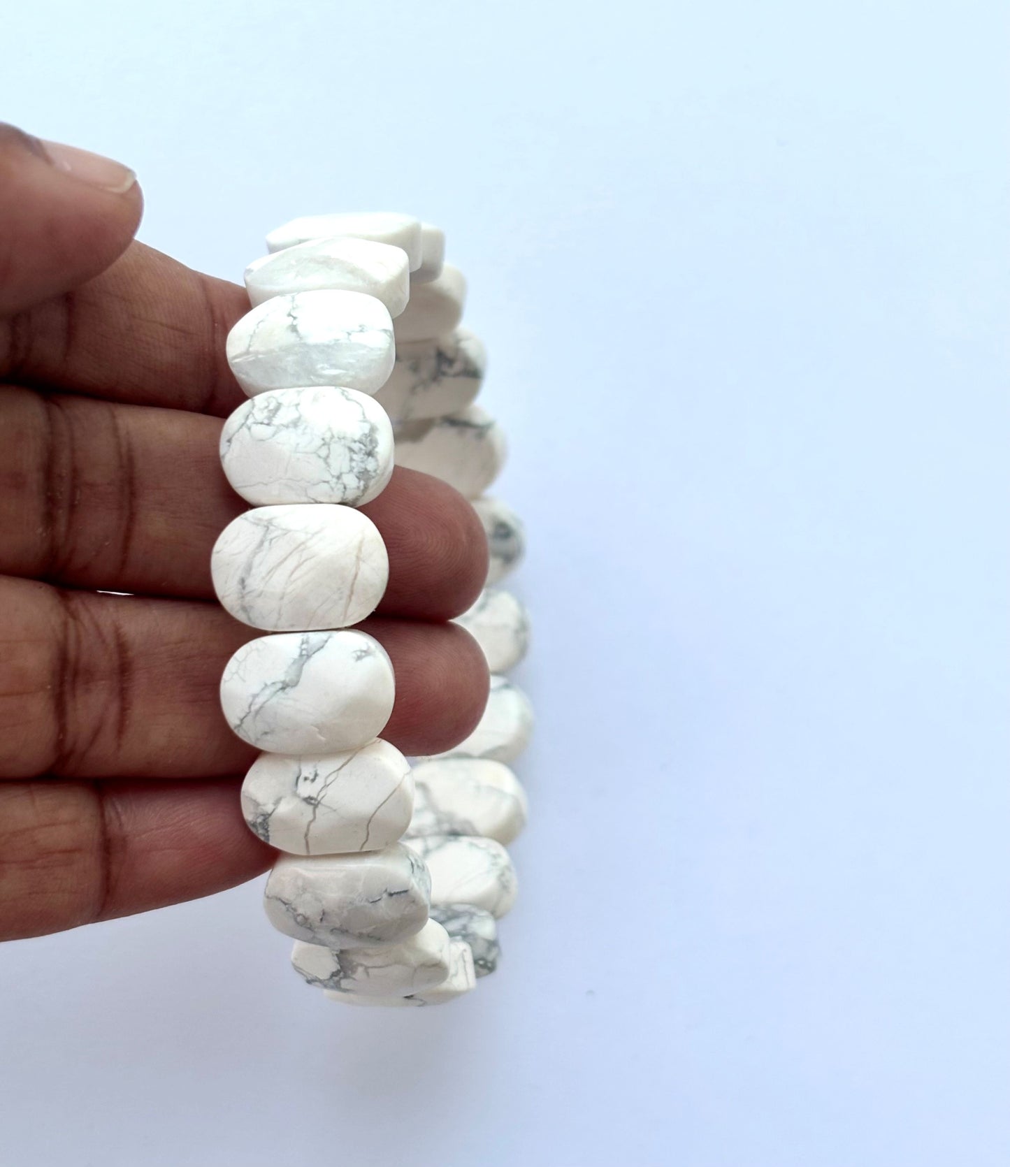 Natural White Howlite Faceted Oval Bead Bracelet
