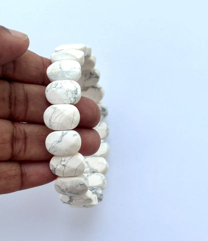 Natural White Howlite Faceted Oval Bead Bracelet