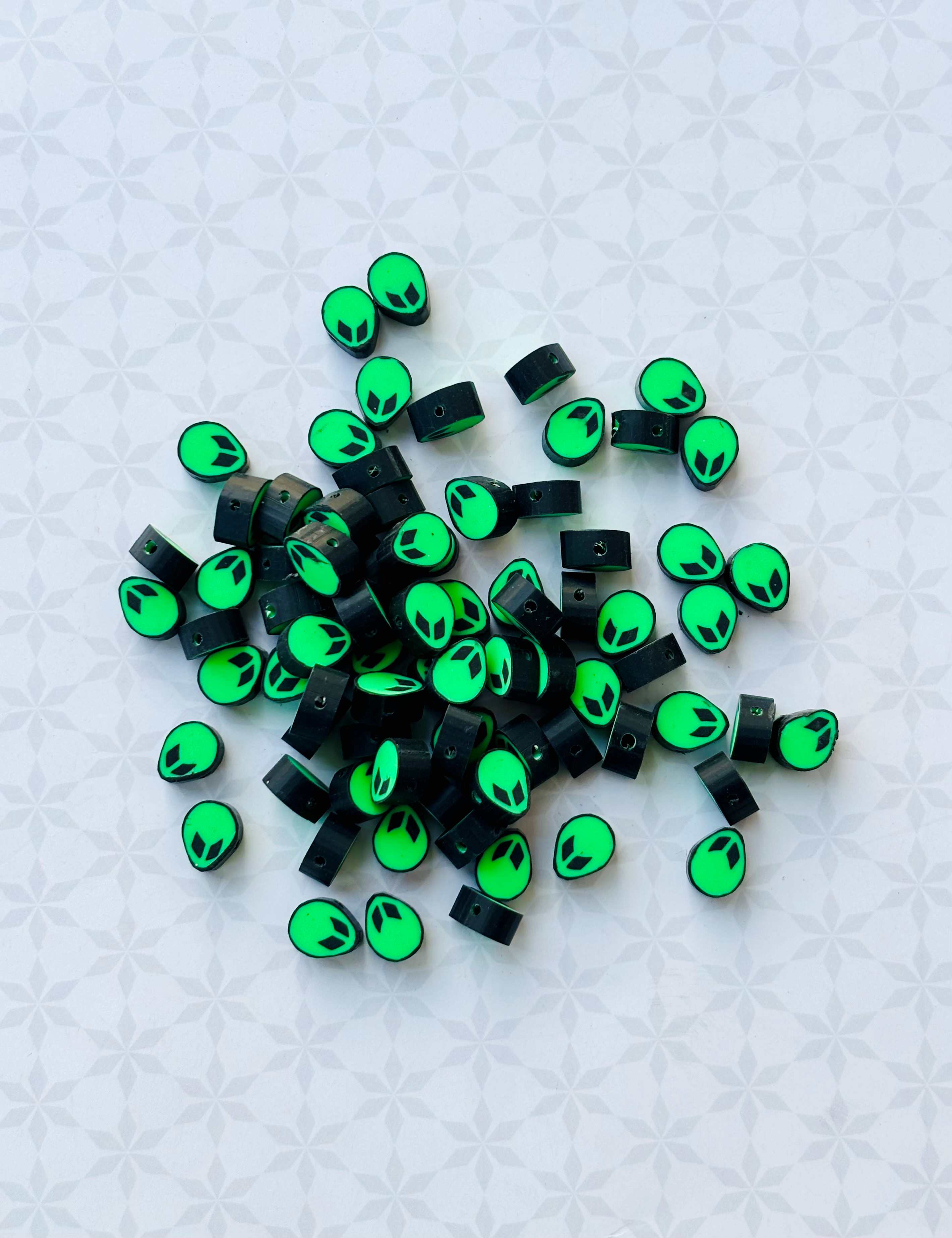 Alien Face Green Resin Beads