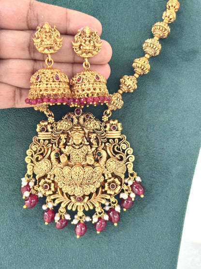 Lakshmi Temple Necklace with Red Beads and Pearls