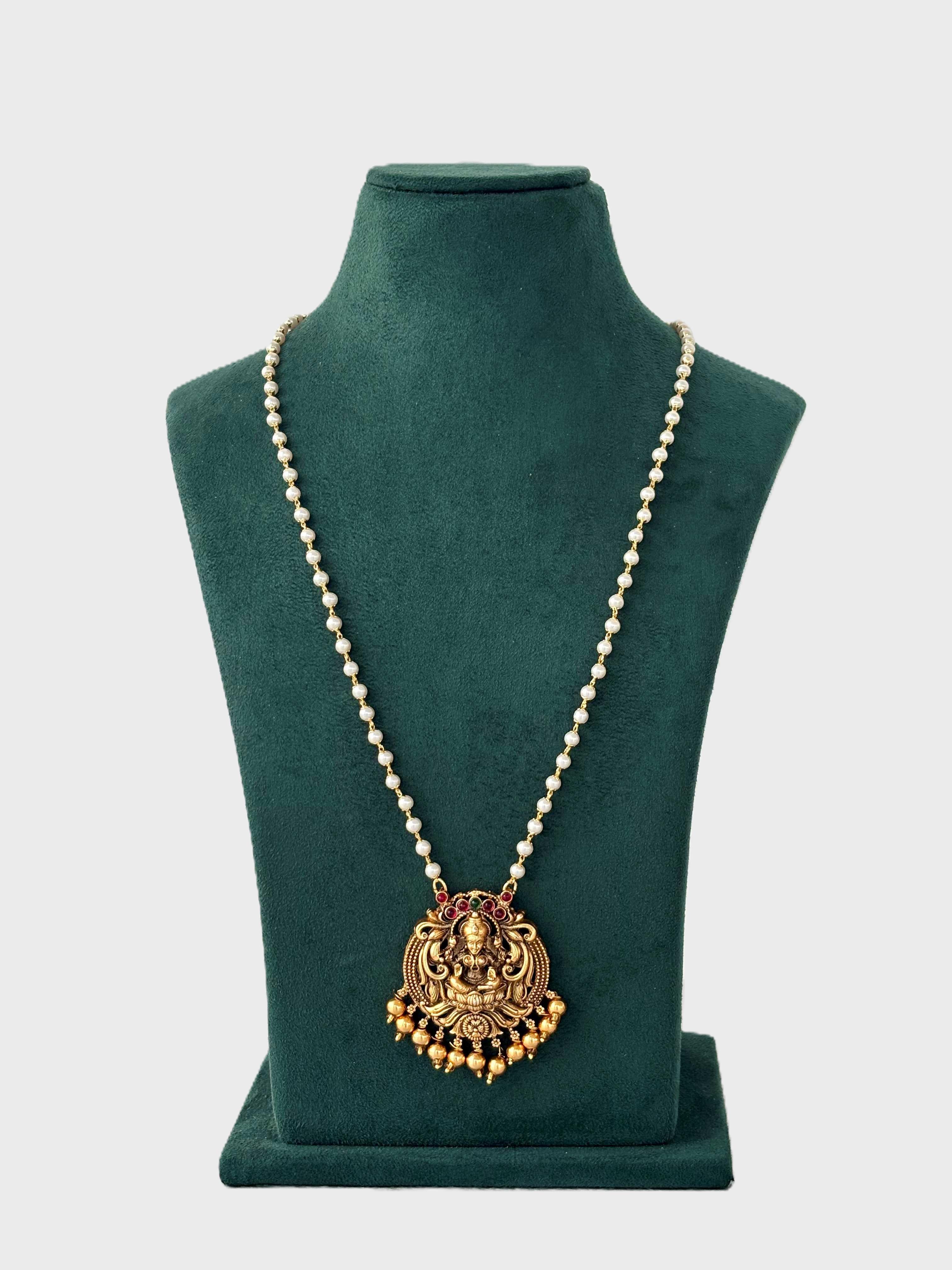 Divine Lakshmi Pendant with Elegant Pearl String