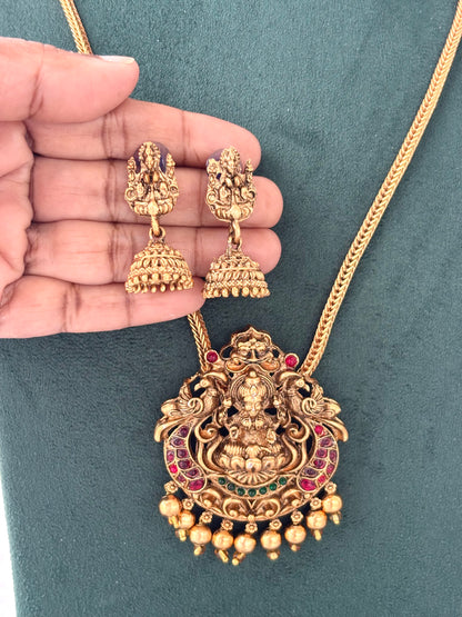 Traditional Indian Neckwear with Lakshmi Pendant