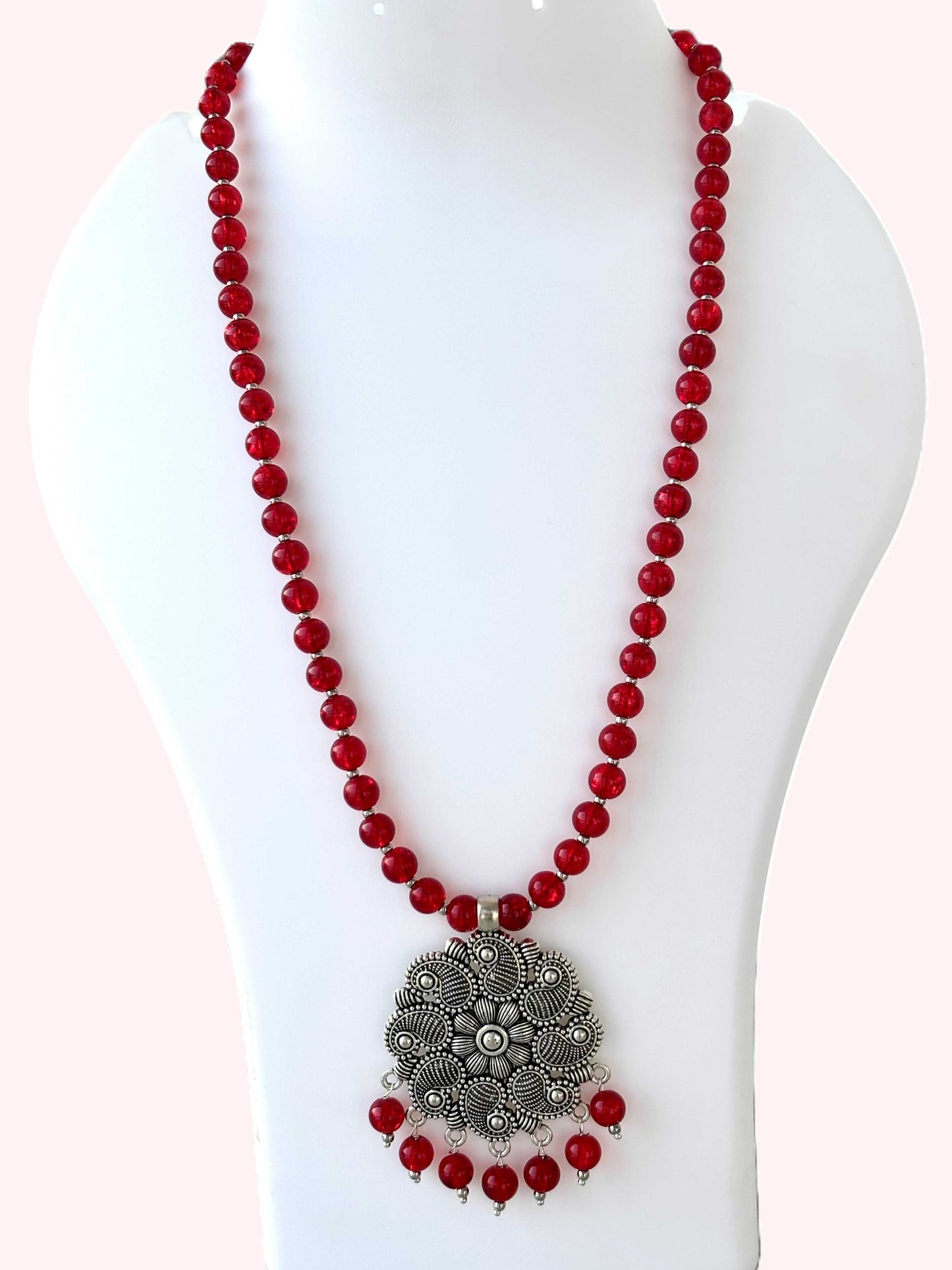 Red Crackle Beaded Neckwear