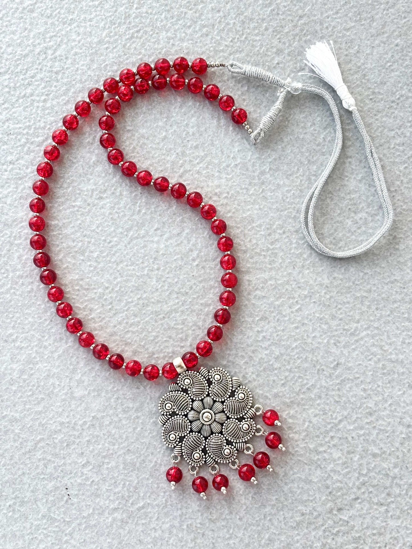 Red Crackle Beaded Neckwear