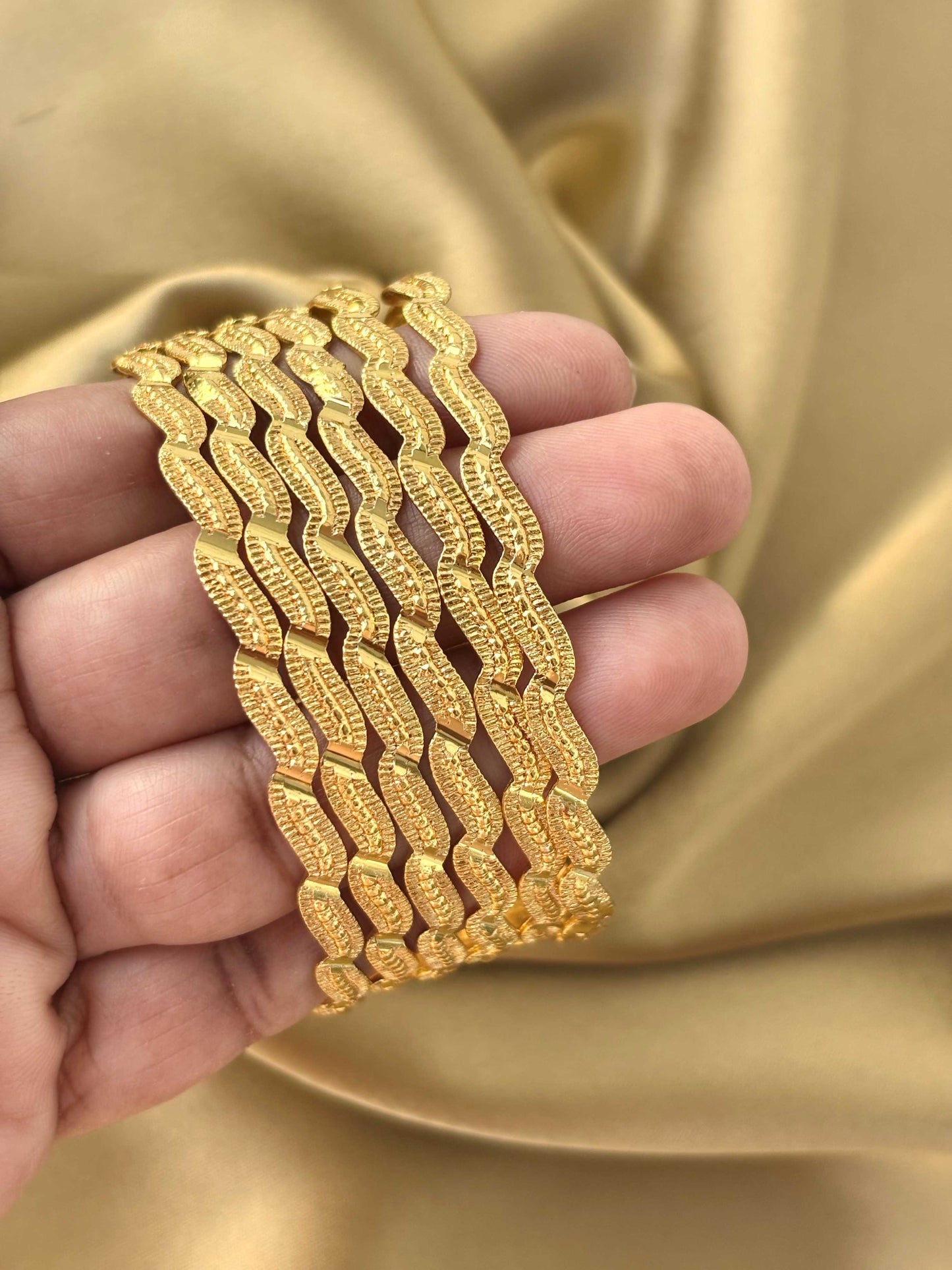 Modern Gold-Plated Zig-Zag Bangles Size 2.6