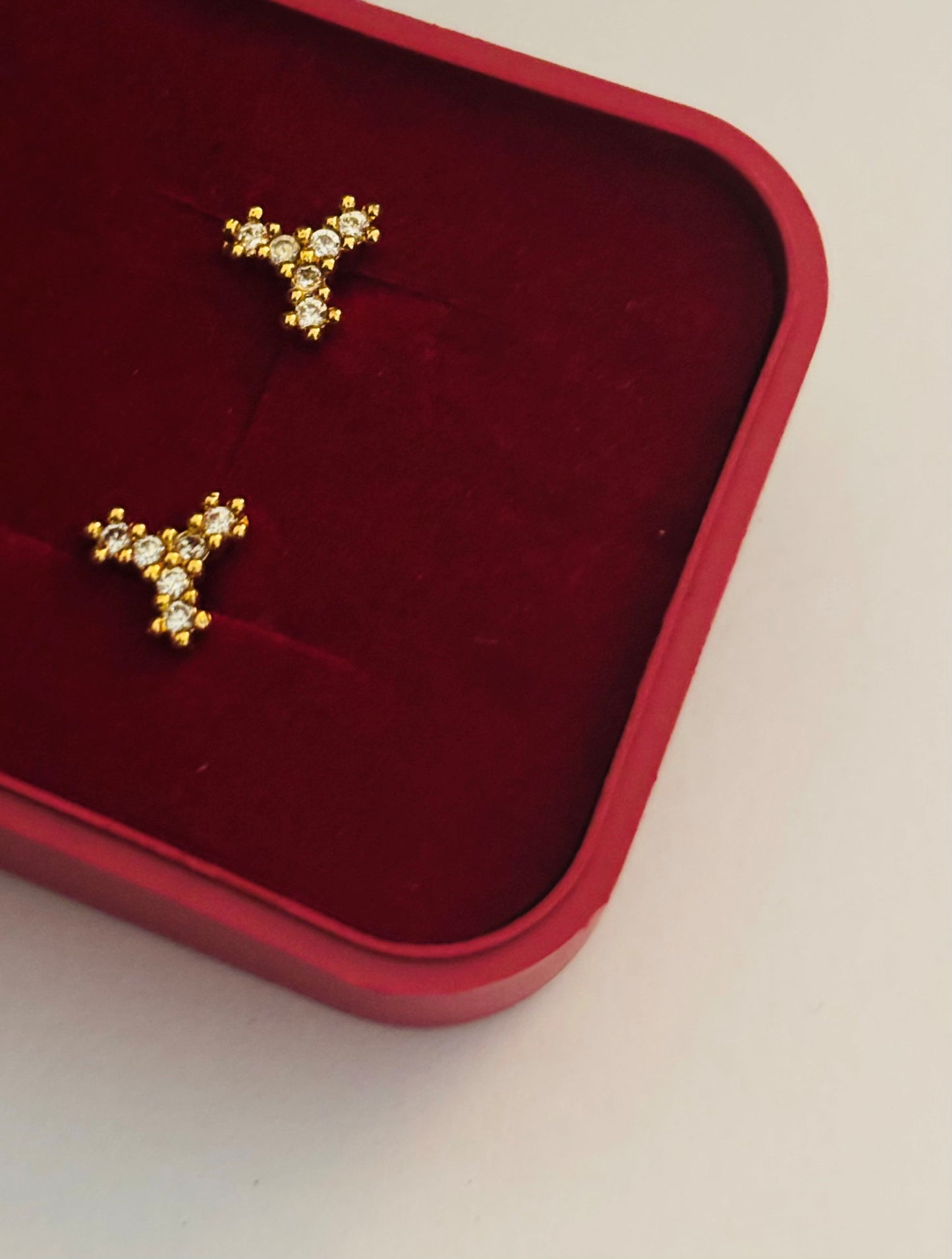 Gold-Plated American Diamond Clover Stud Earrings