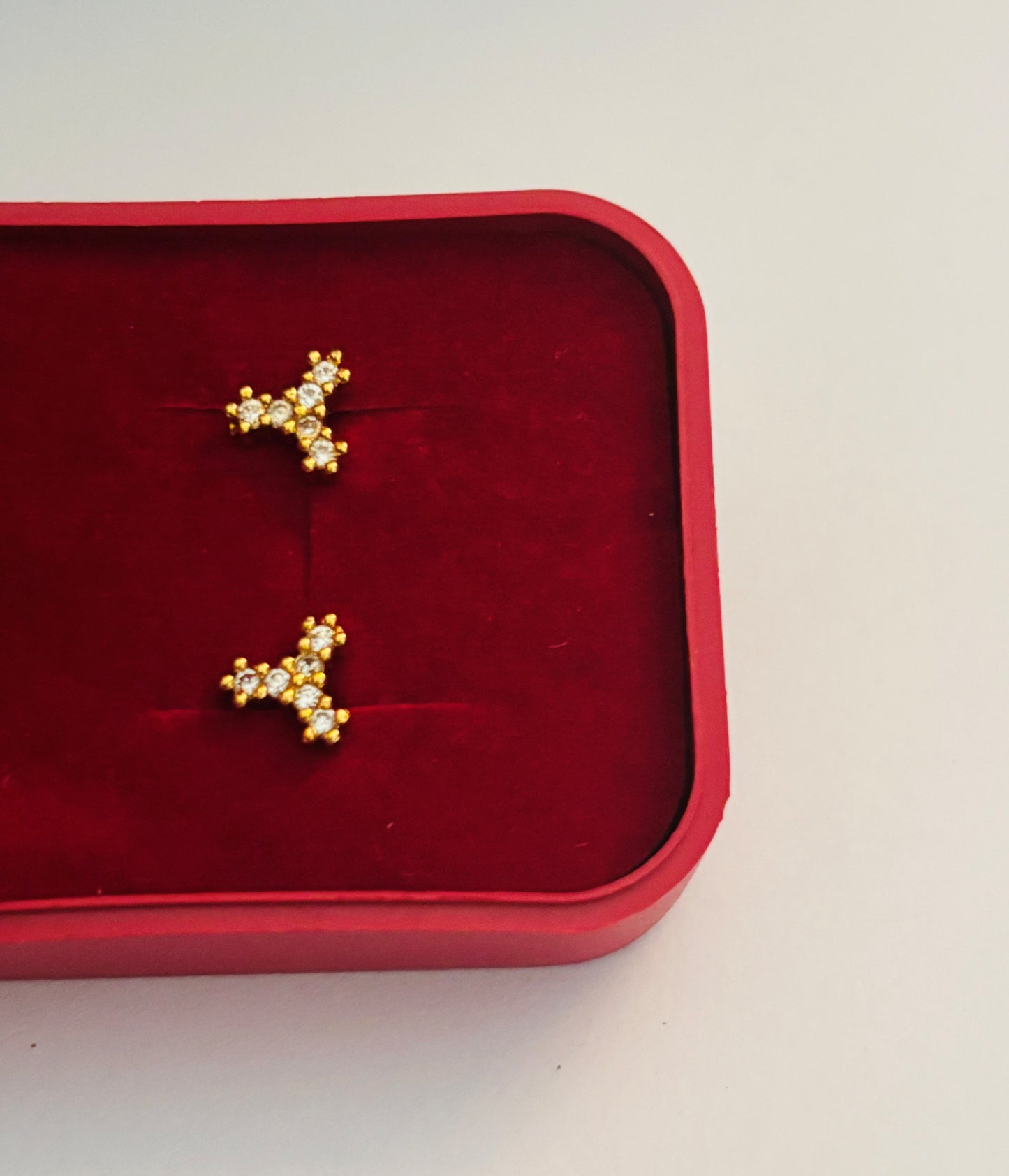 Gold-Plated American Diamond Clover Stud Earrings