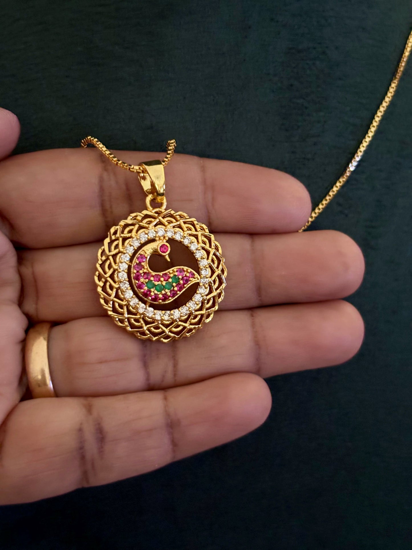 Gold-Plated Peacock Kemp Stone Pendant with Chain