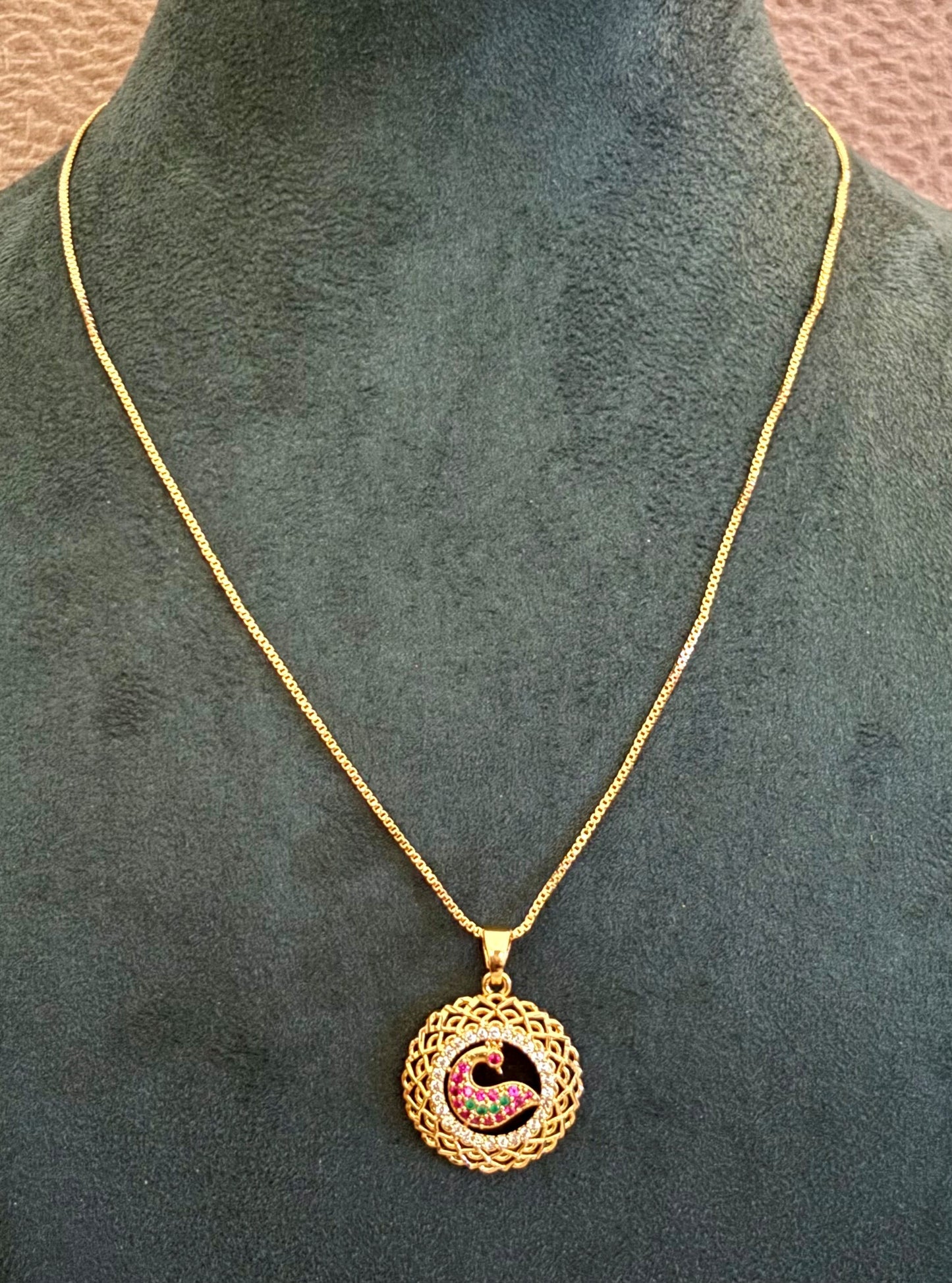 Gold-Plated Peacock Kemp Stone Pendant with Chain
