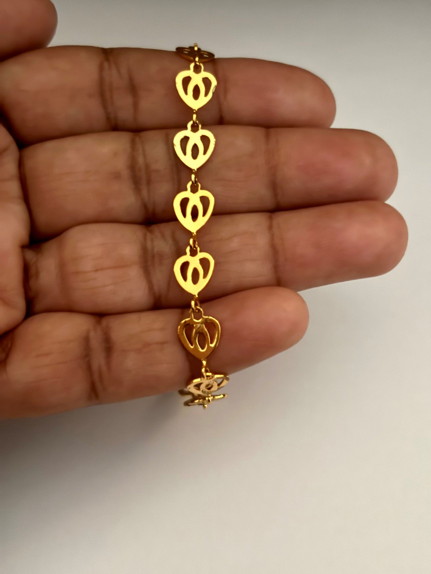 Gold-Plated Heart Link Chain Bracelet for Women