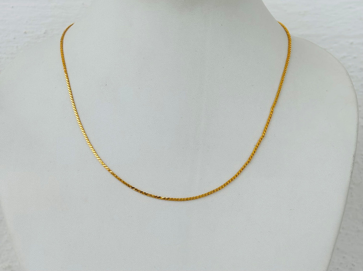 Simple and Elegant Gold Plated Daily Wear Chain