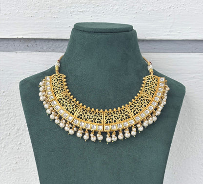 Kundan Choker Necklace Set with Jali Work and Pearls