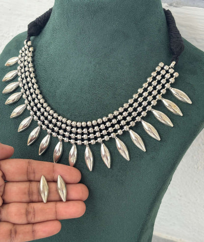 Oxidized Silver Necklace Set with Leaf Dangles