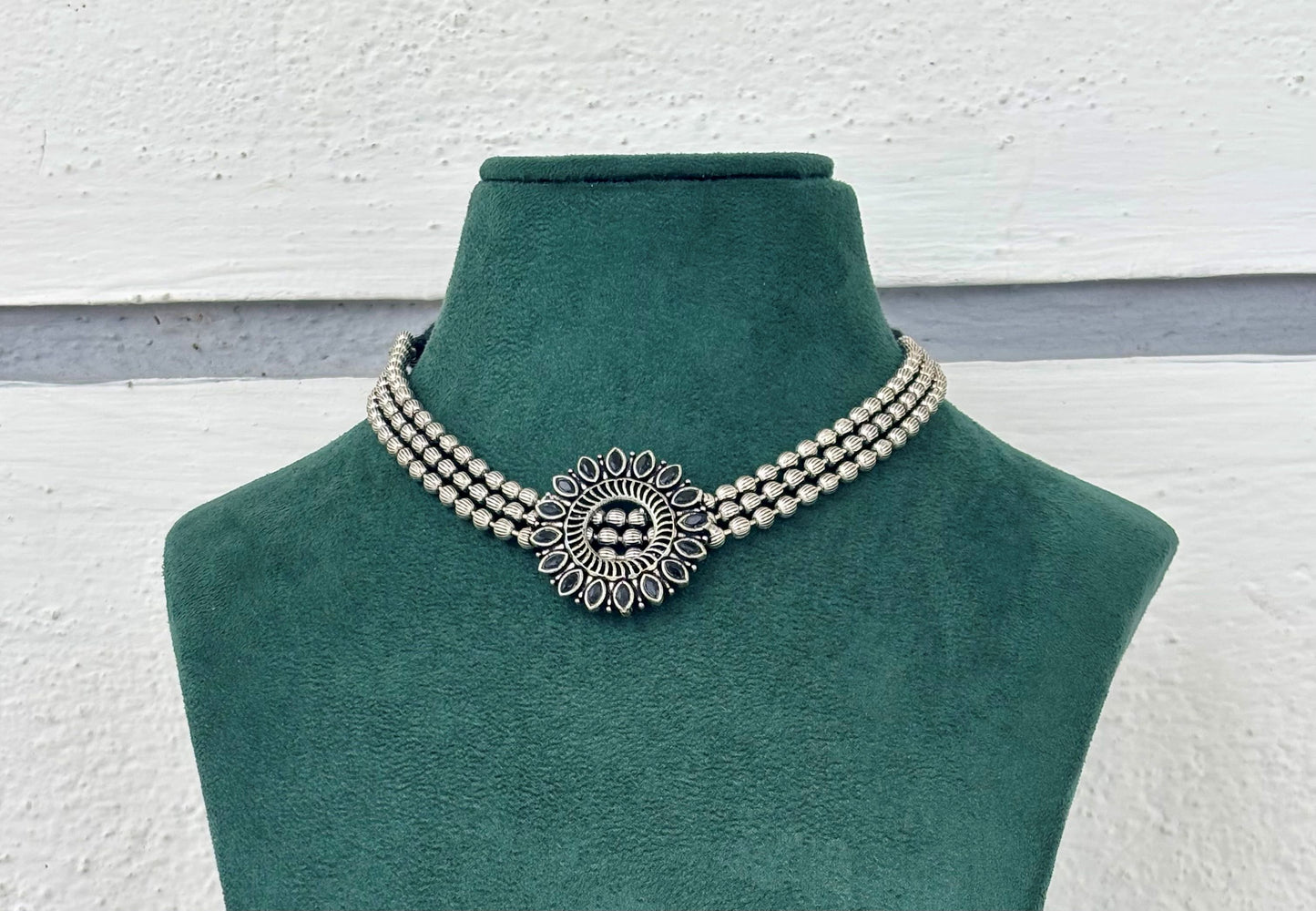 Necklace With Black Stone Floral Medallion