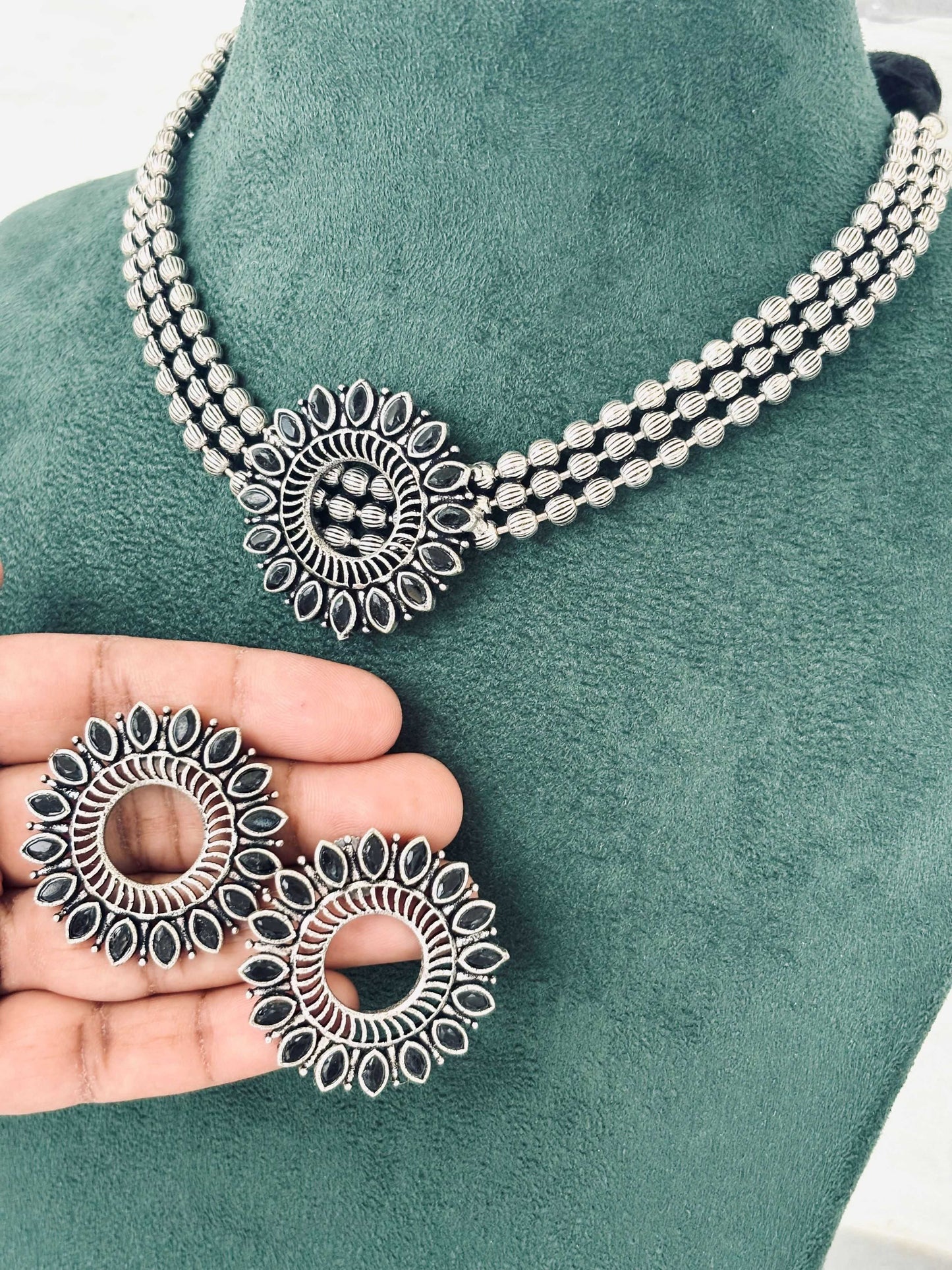 Necklace With Black Stone Floral Medallion