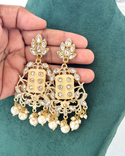 Light Yellow Meenakari Kundan Choker Set