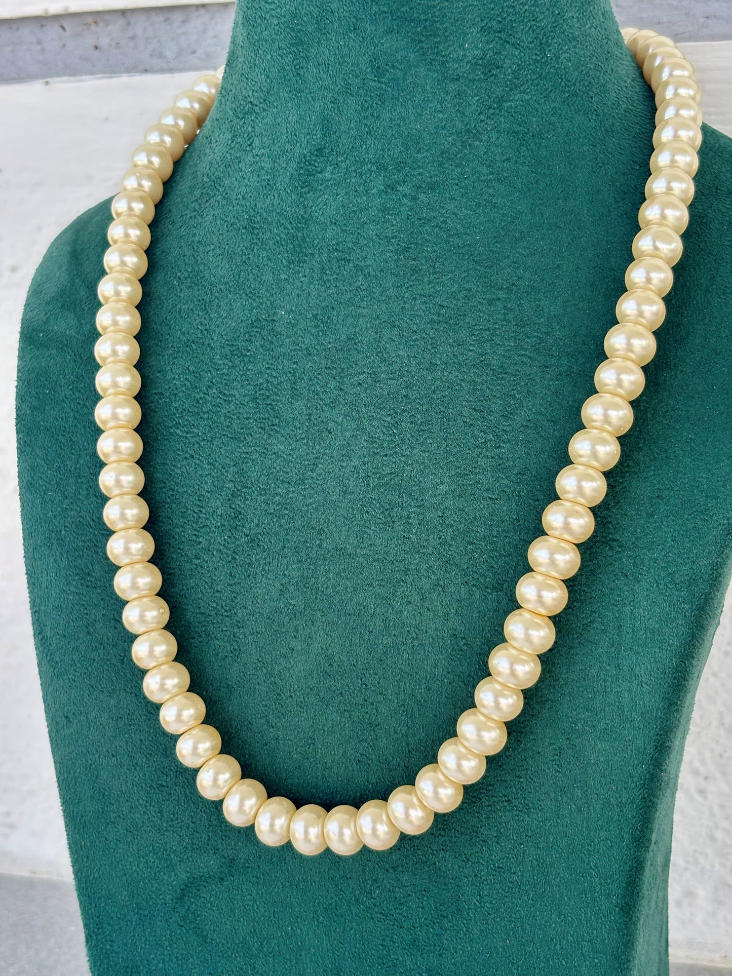 Single Strand Pearl Necklace for Women