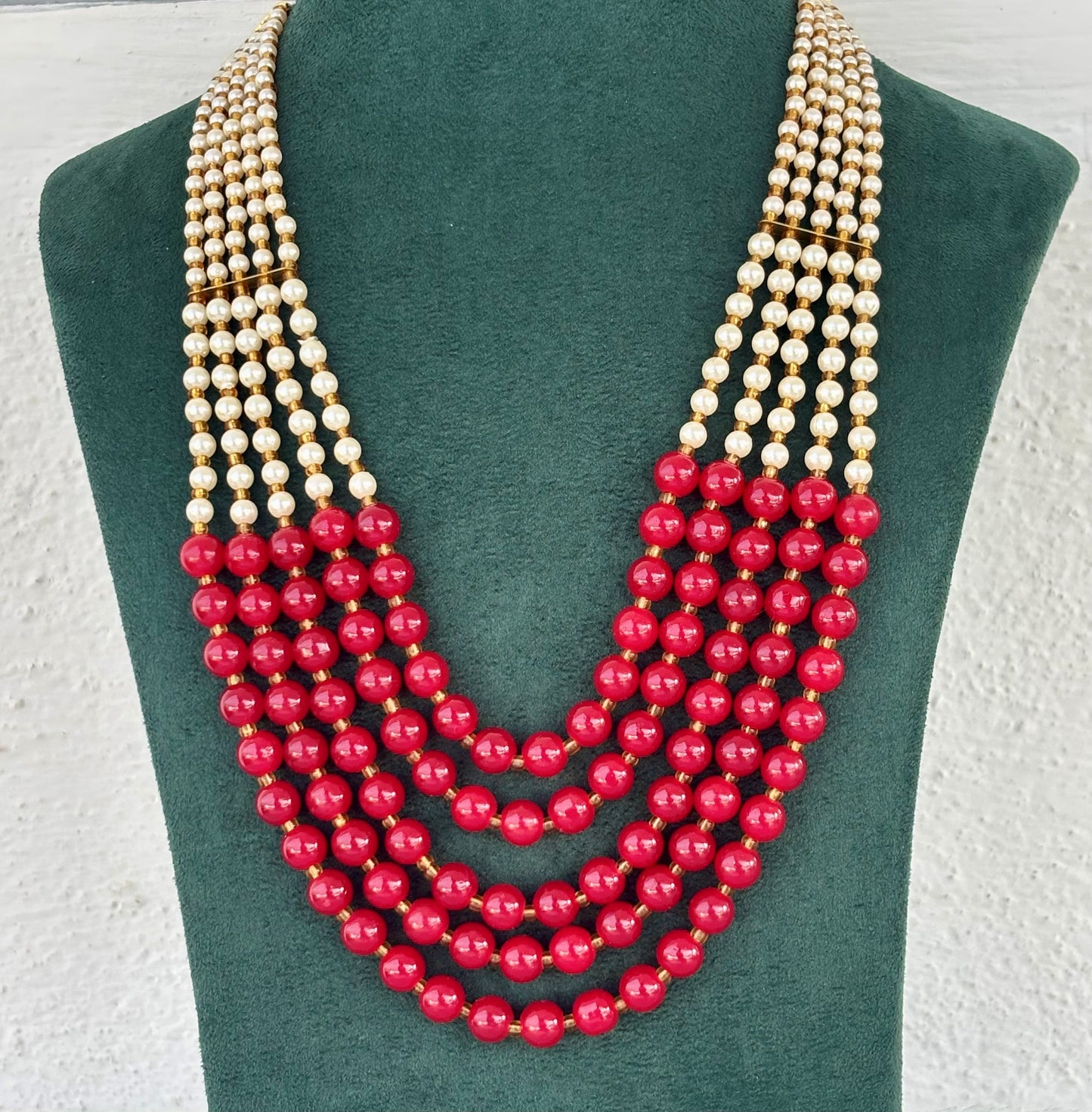 Red Bead and Pearl Panch Lada Haar