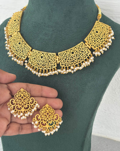 Matte Gold Jali Work Choker Necklace Set